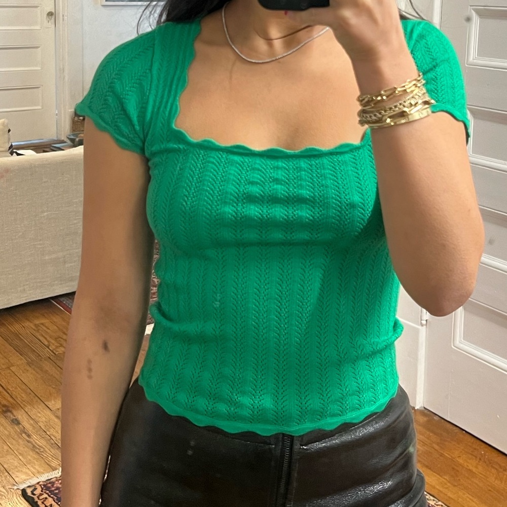 Green sweater top